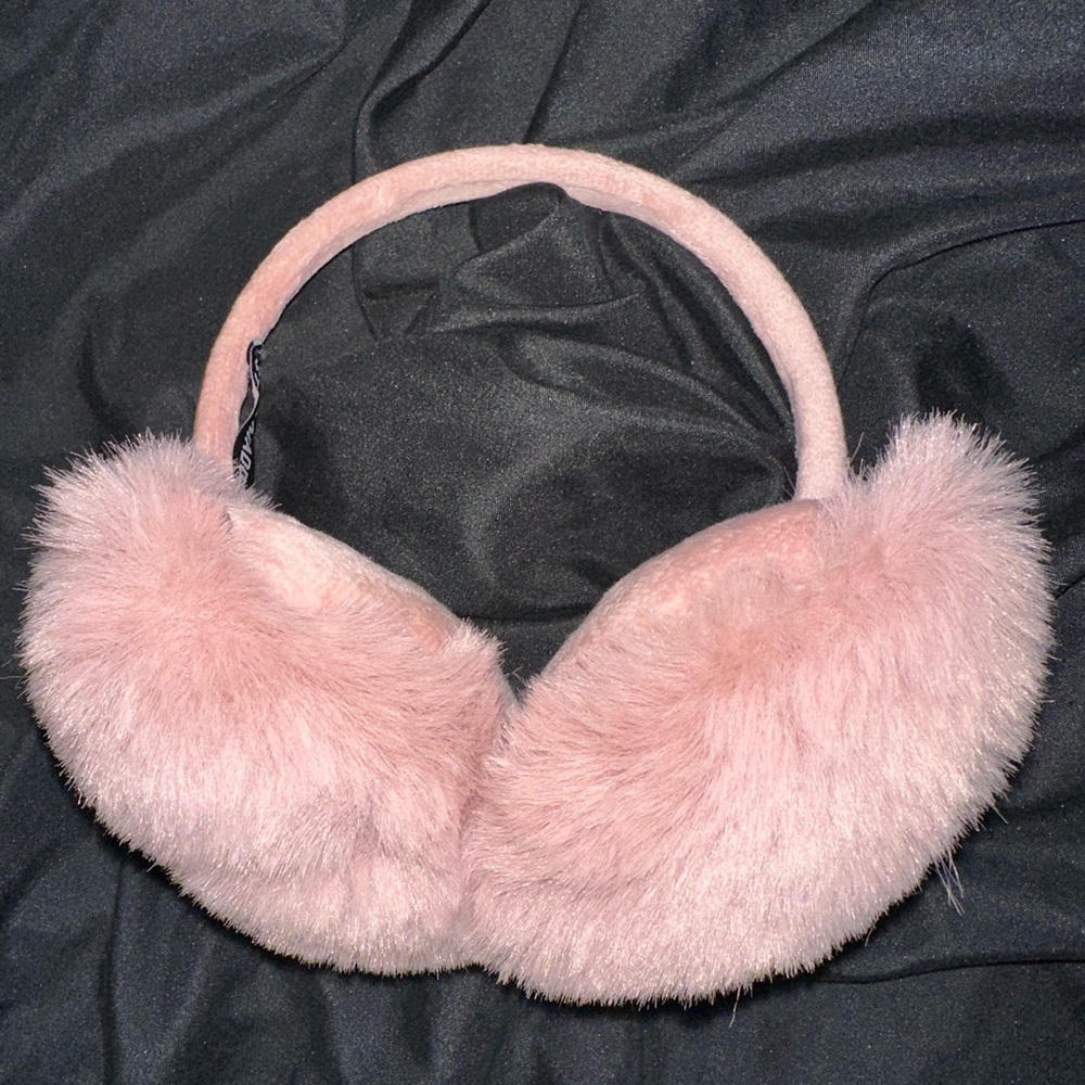 Steve Madden Earmuffs